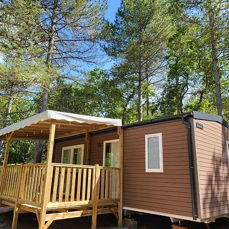 Camping De Graniers Monoblet Exterior photo