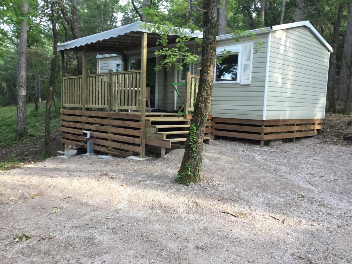 Camping De Graniers Monoblet Exterior photo