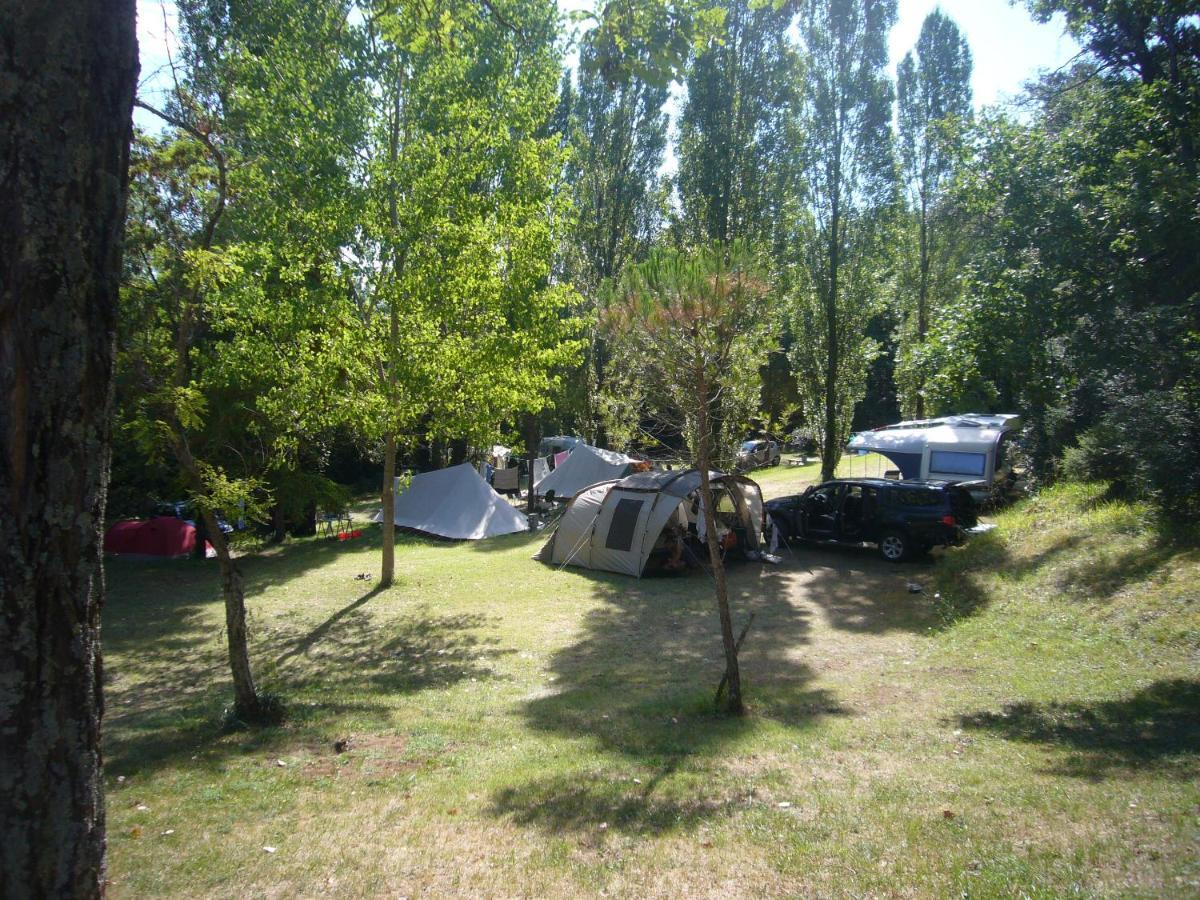 Camping De Graniers Monoblet Exterior photo