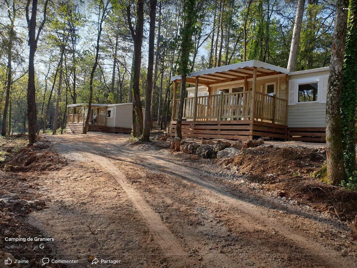 Camping De Graniers Monoblet Exterior photo